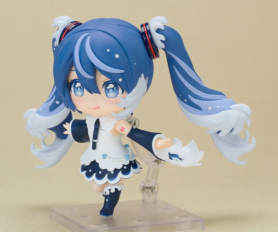 Figurine Hatsune Miku Ver. Katsushika Hokusai Collaboration (Rella) de Vocaloid par Good Smile Company